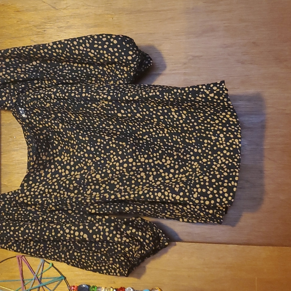 Brand new Scoop Baloon Sleeve Blouse
